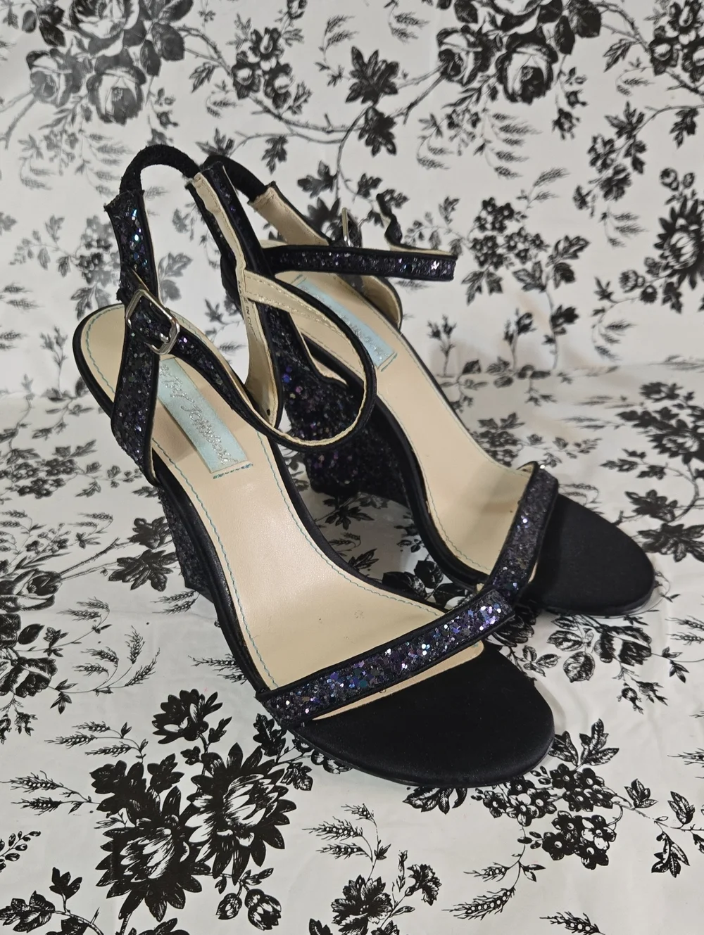 Betsey Johnson Black and Purple Glitter Slingback Heels B114